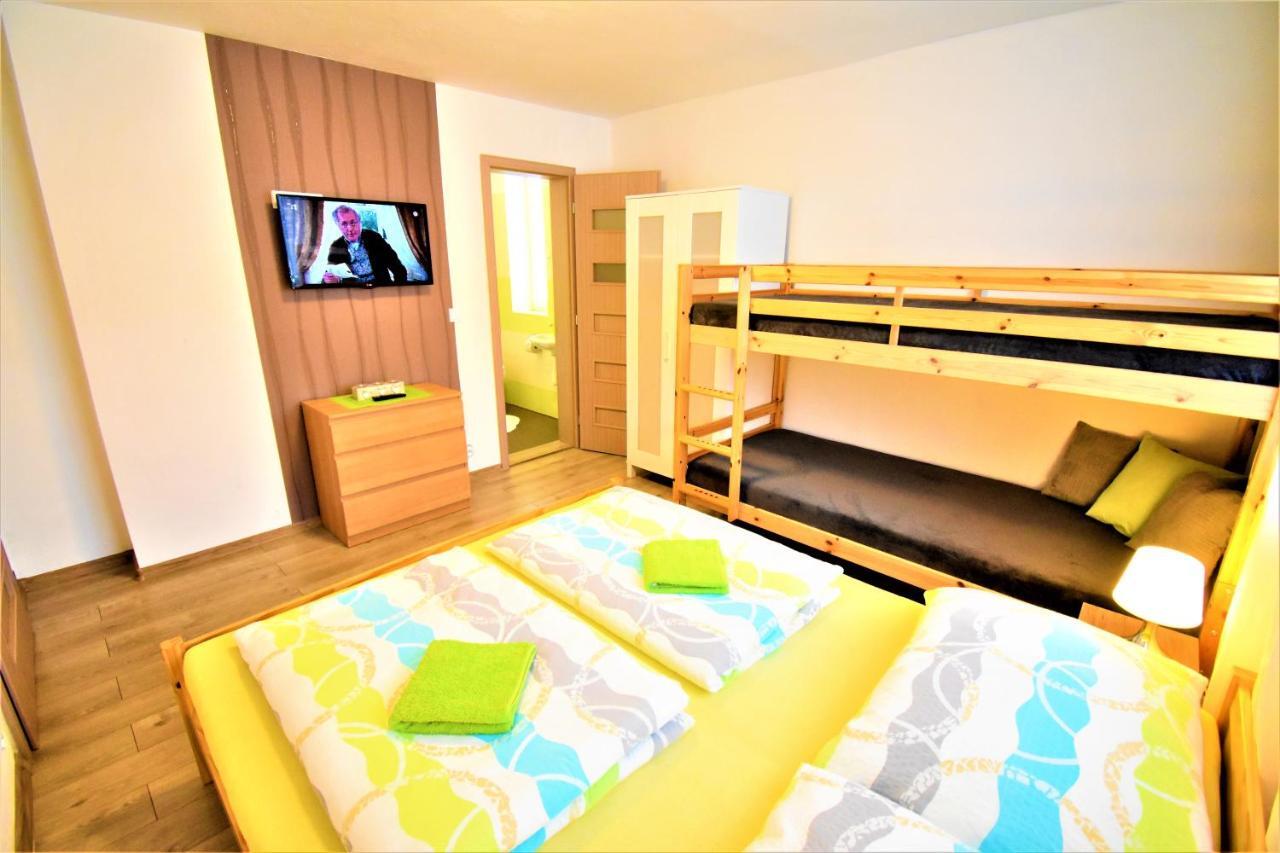 Penzion Privat Siesta Liptovsky Mikulas Exterior foto